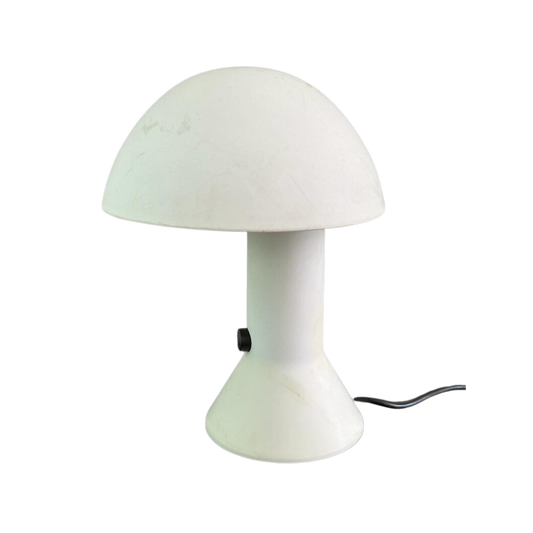 Vintage witte Elmetto tafellamp. Italiaans design uit de jaren '70 ontworpen door Elio Martinelli voor Martinelli Luce
