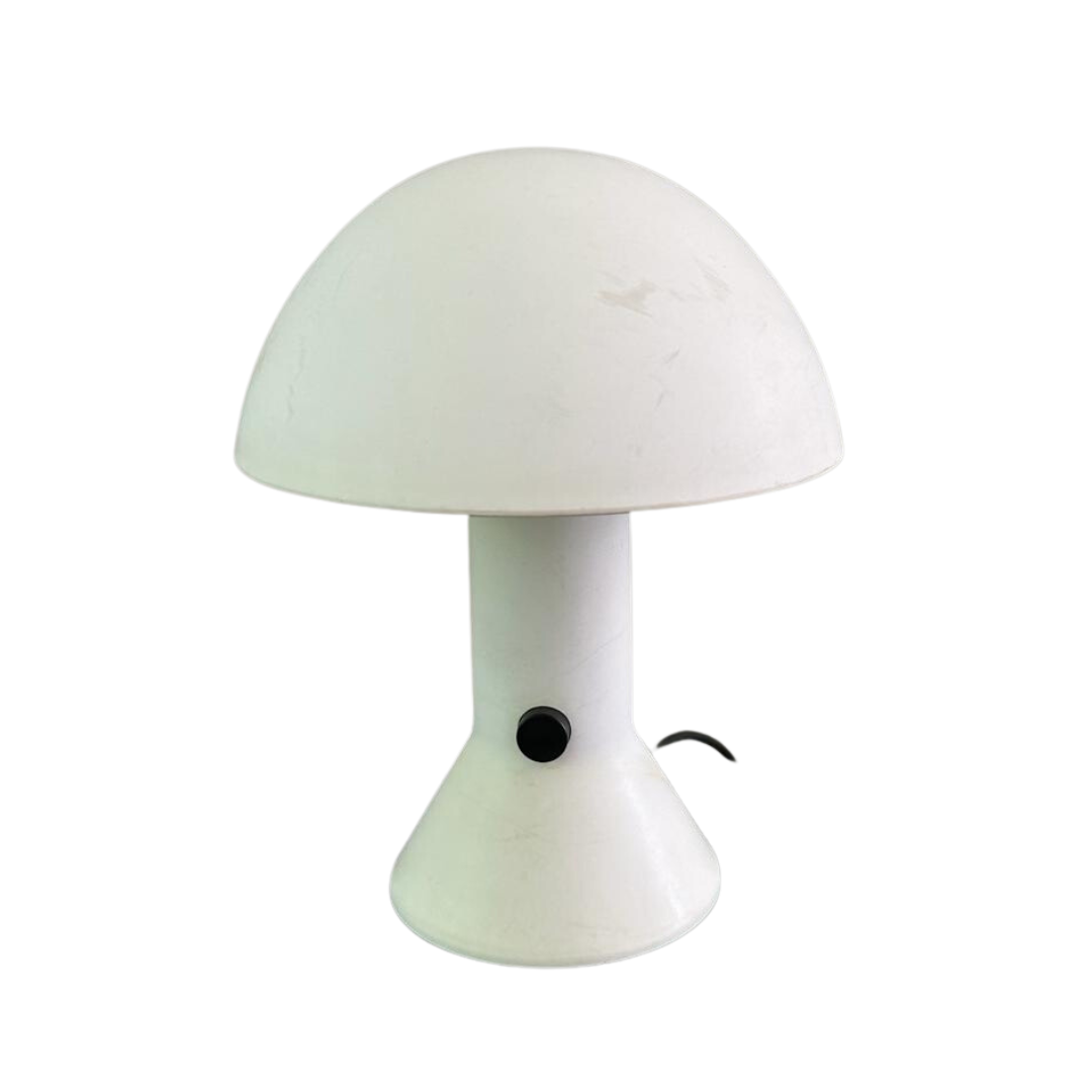 Vintage witte Elmetto tafellamp. Italiaans design uit de jaren '70 ontworpen door Elio Martinelli voor Martinelli Luce