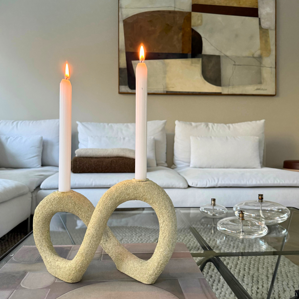DACIAN KAARSHOUDER | POLYRESIN | BEIGE