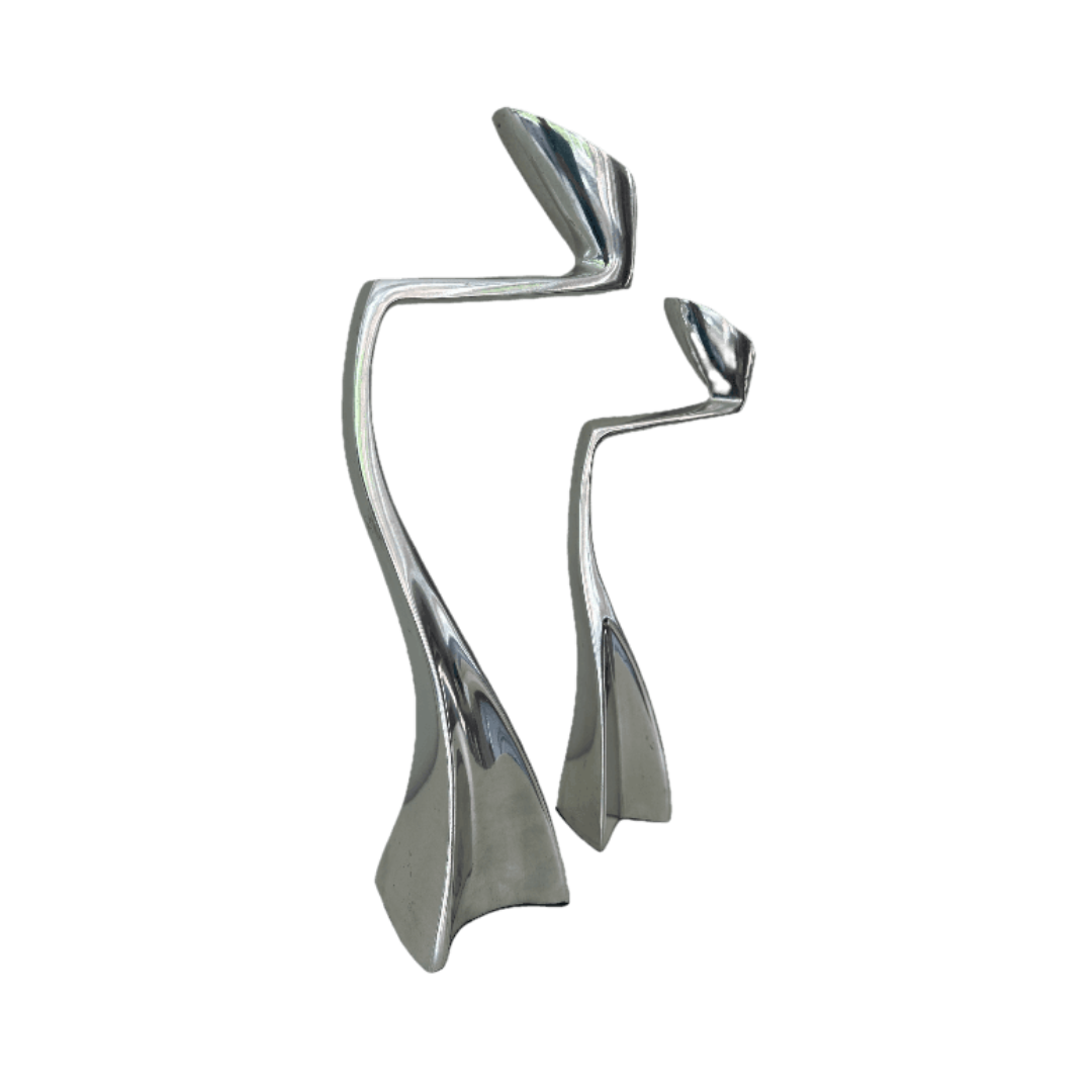 Vintage set aluminium kandelaars Arclumis (Swan) ontworpen door Matthew Hilton voor SCP England. L13cm x B8cm x H36cm en L12cm x B6cm x H30cm