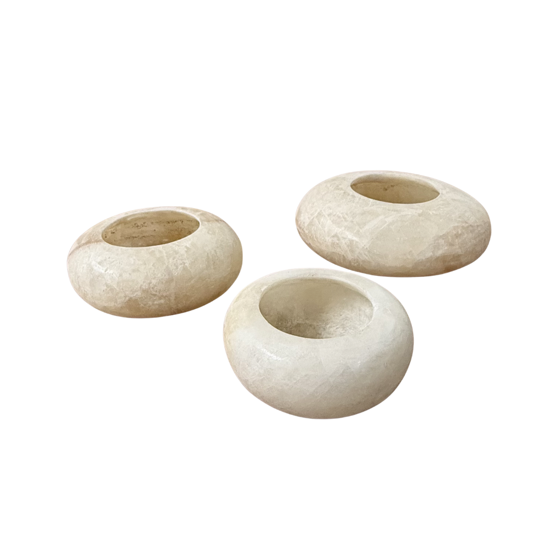 Set natuursteen kaarsenhouders Pebble van hoogwaardig alabaster