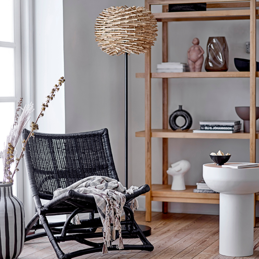 Bloomingville Ingolf bruine glazen vaas en andere decoratie items van Bloomingville