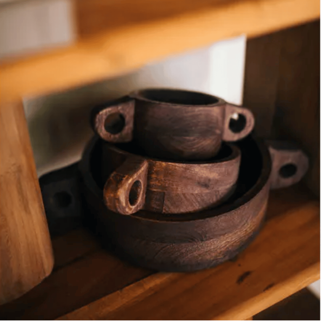 Decoratieve houten kommen Chanelle in warme walnootkleur