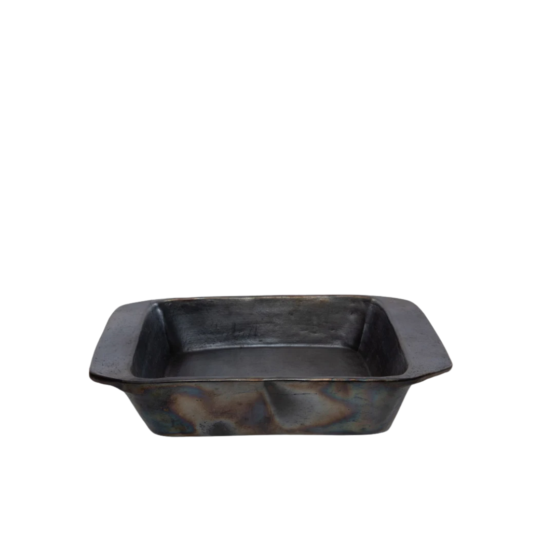 De Burned Ovenschaal van Bazar Bizar – handgemaakte terracotta ovenschaal in burned finish