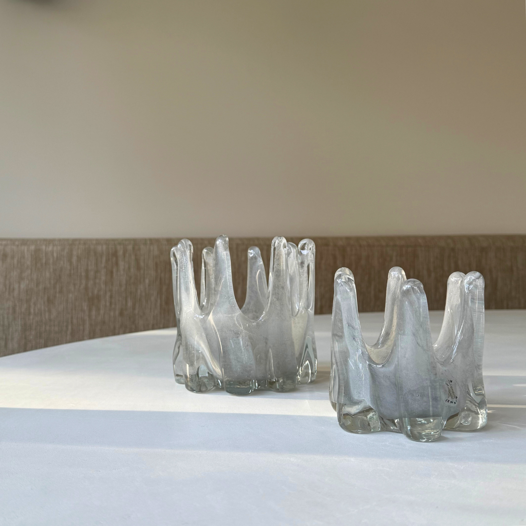 Helix glazen kaarshouder in klein en groot formaat – artistiek en authentiek interieuraccent