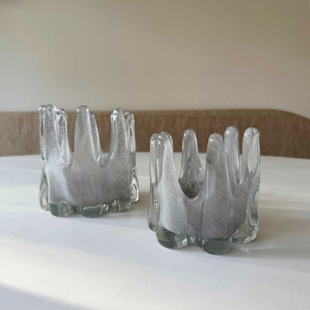 Helix kaarshouder grijs in duo-opstelling – speels effect met verschillende maten