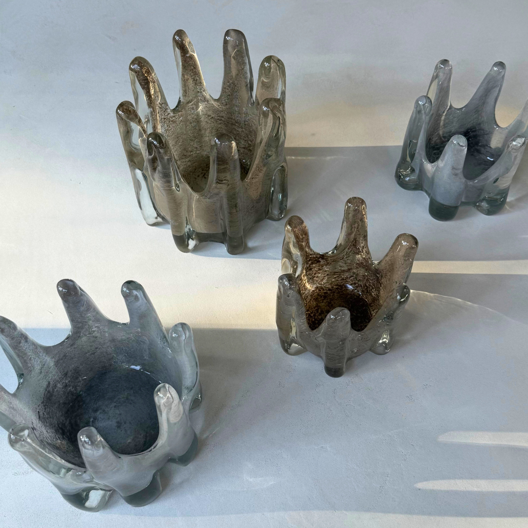 Groep van Helix kaarshouders grijs en taupe - Olsson & Jensen