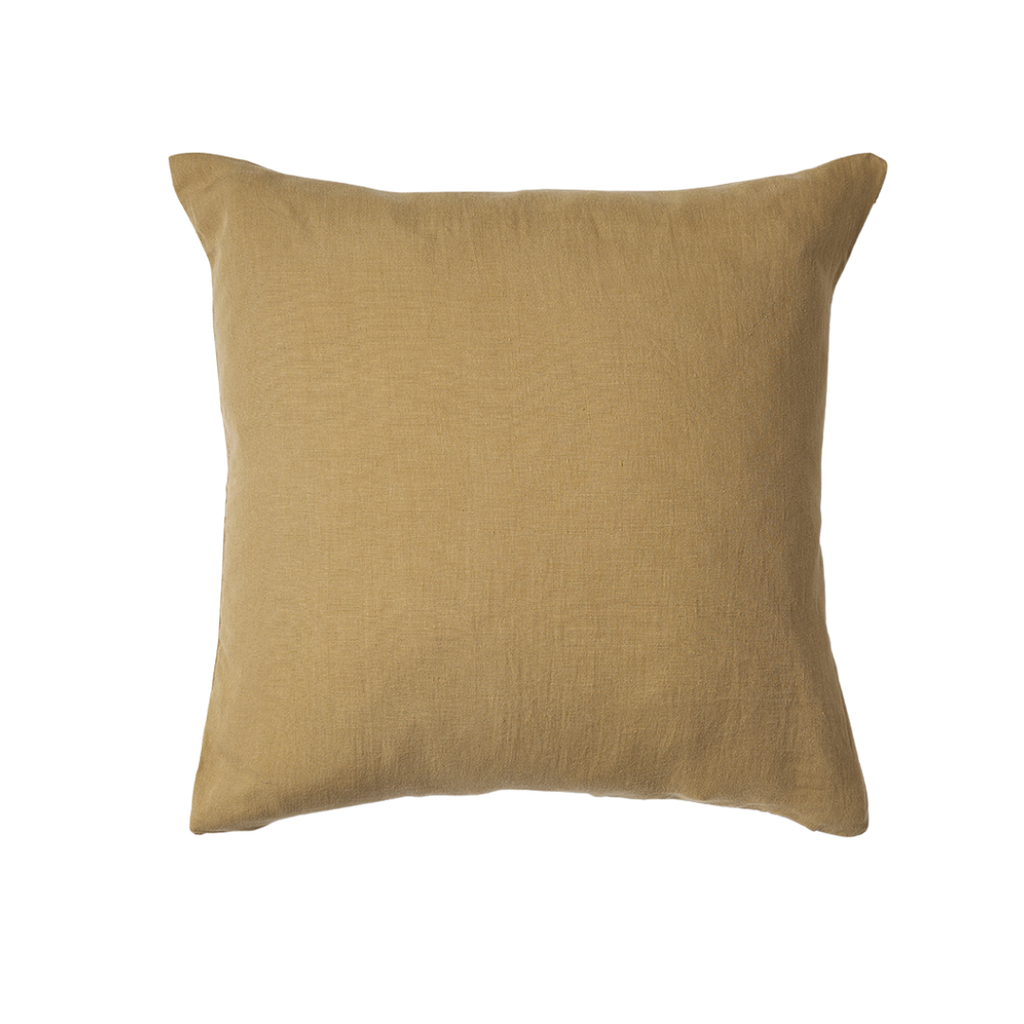 Sierkussenhoes Scotty goudbruin van 100% gewassen linnen in formaat 50x50 cm
