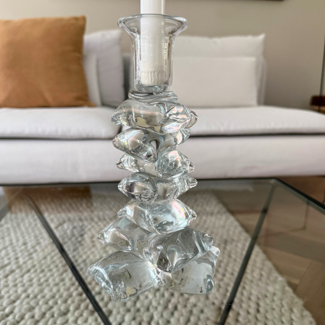 Detailfoto van Zephyr kaarshouder – abstract en organisch design in balans