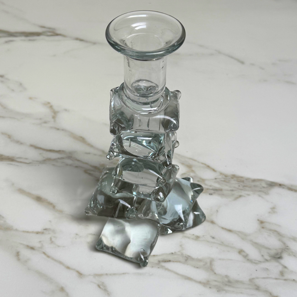 Zephyr kaarshouder op marmer blad – luxueus en opvallend statement voor interieurdecoratie